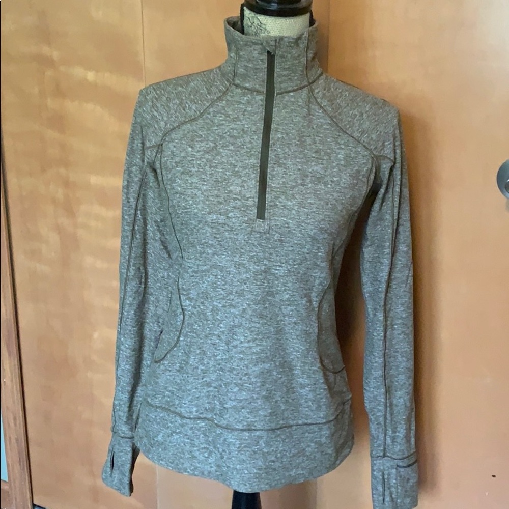 Lululemon 1/4 zip pullover. Super soft. Army green